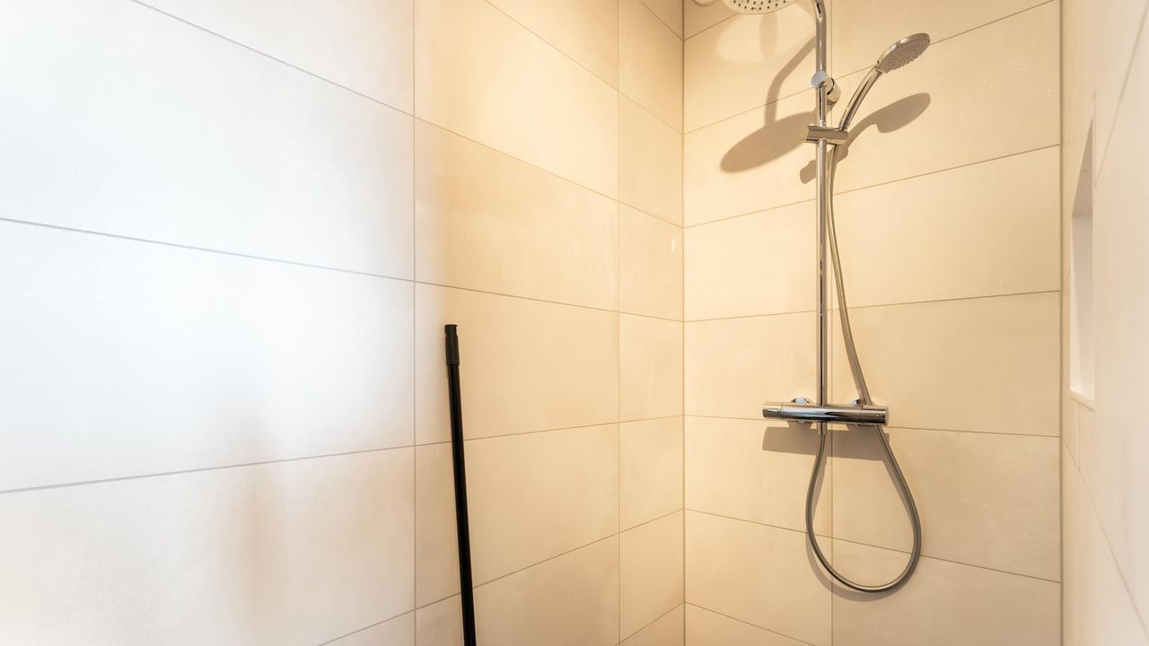 BathRoom BathRoom